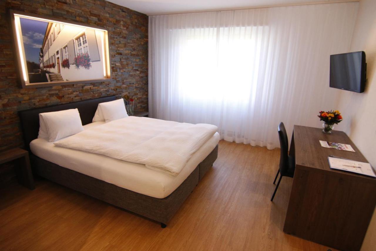Hotel Eremitage Arlesheim Extérieur photo