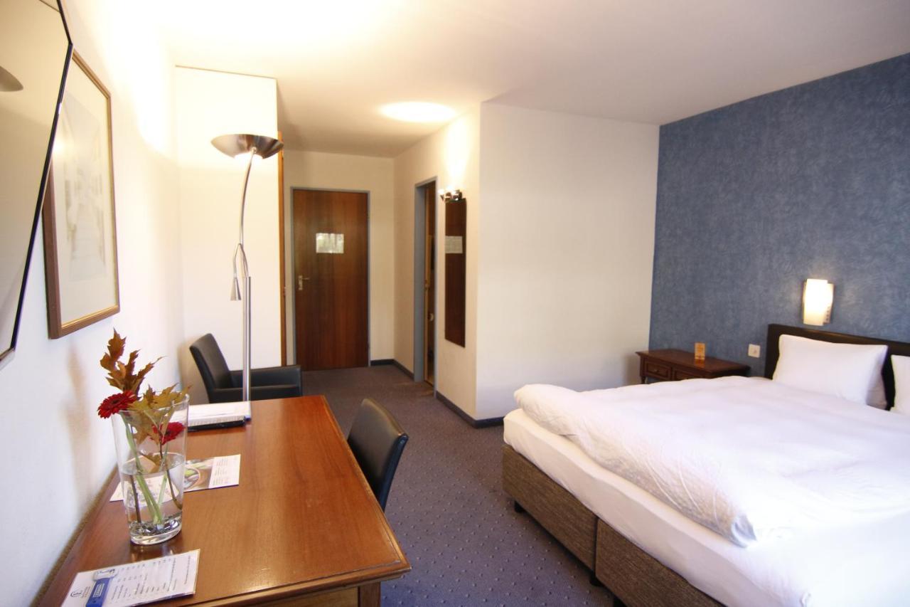 Hotel Eremitage Arlesheim Extérieur photo
