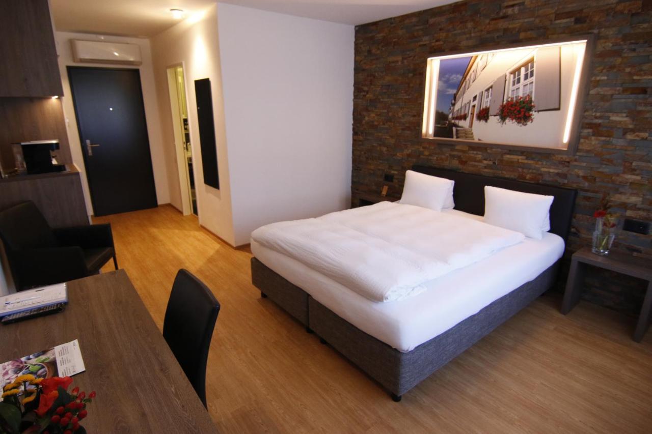 Hotel Eremitage Arlesheim Extérieur photo
