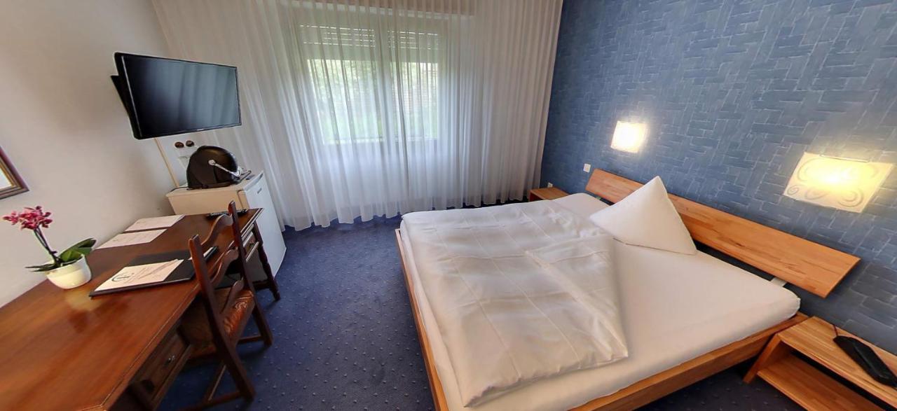 Hotel Eremitage Arlesheim Extérieur photo